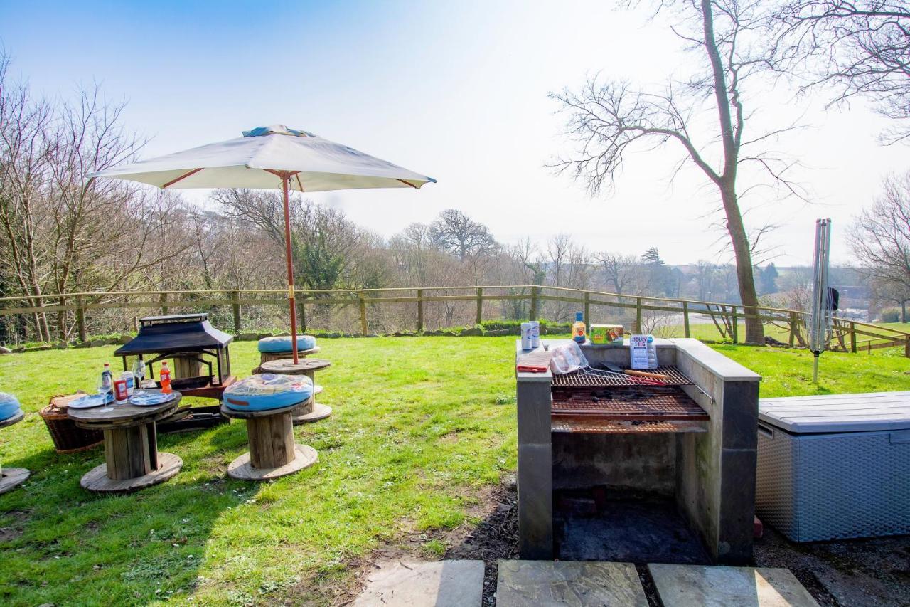 דירות לאנלי Bronllys Farm Coastal Self-Catering מראה חיצוני תמונה