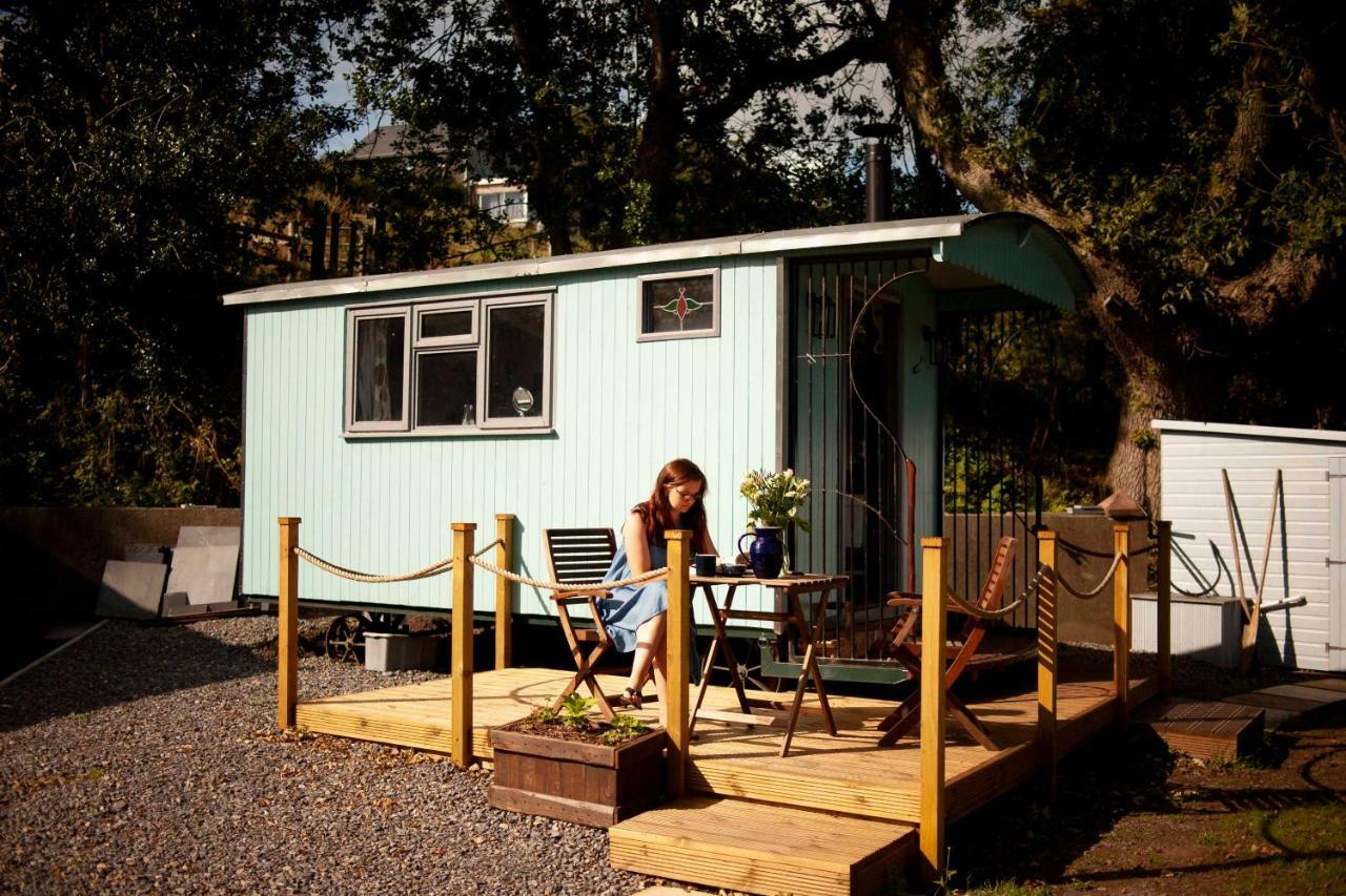 דירות לאנלי Bronllys Farm Coastal Self-Catering מראה חיצוני תמונה